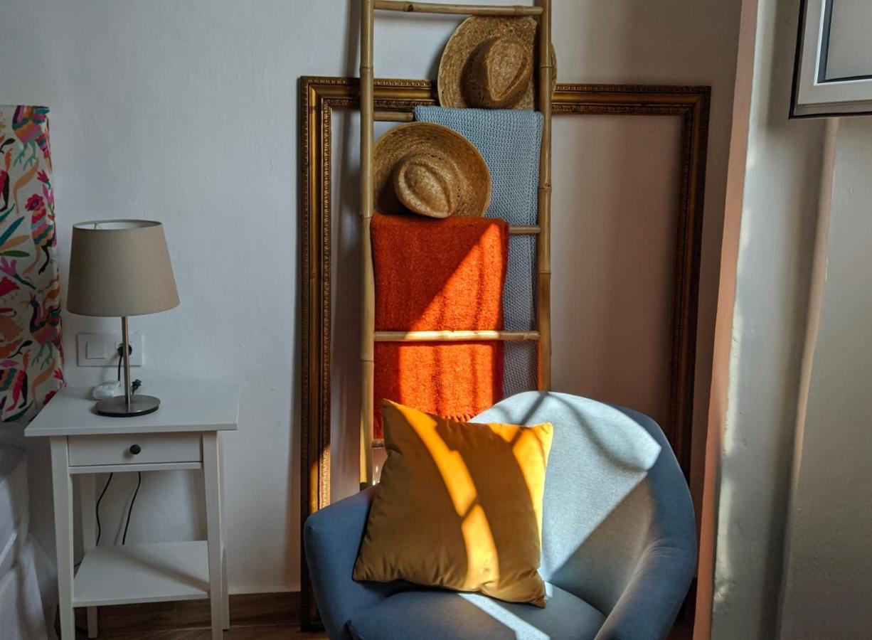 Apartament Casa Mora Triana Sewilla Zewnętrze zdjęcie