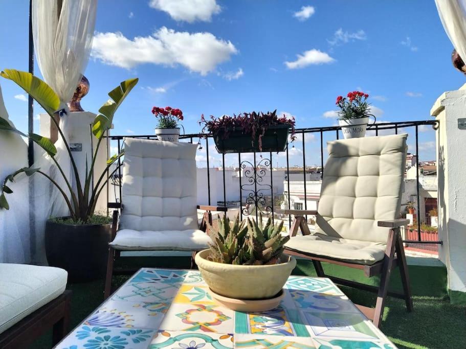 Apartament Casa Mora Triana Sewilla Zewnętrze zdjęcie