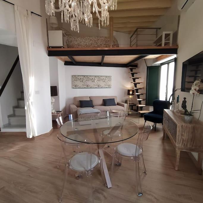 Apartament Casa Mora Triana Sewilla Zewnętrze zdjęcie