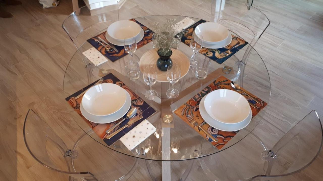 Apartament Casa Mora Triana Sewilla Zewnętrze zdjęcie